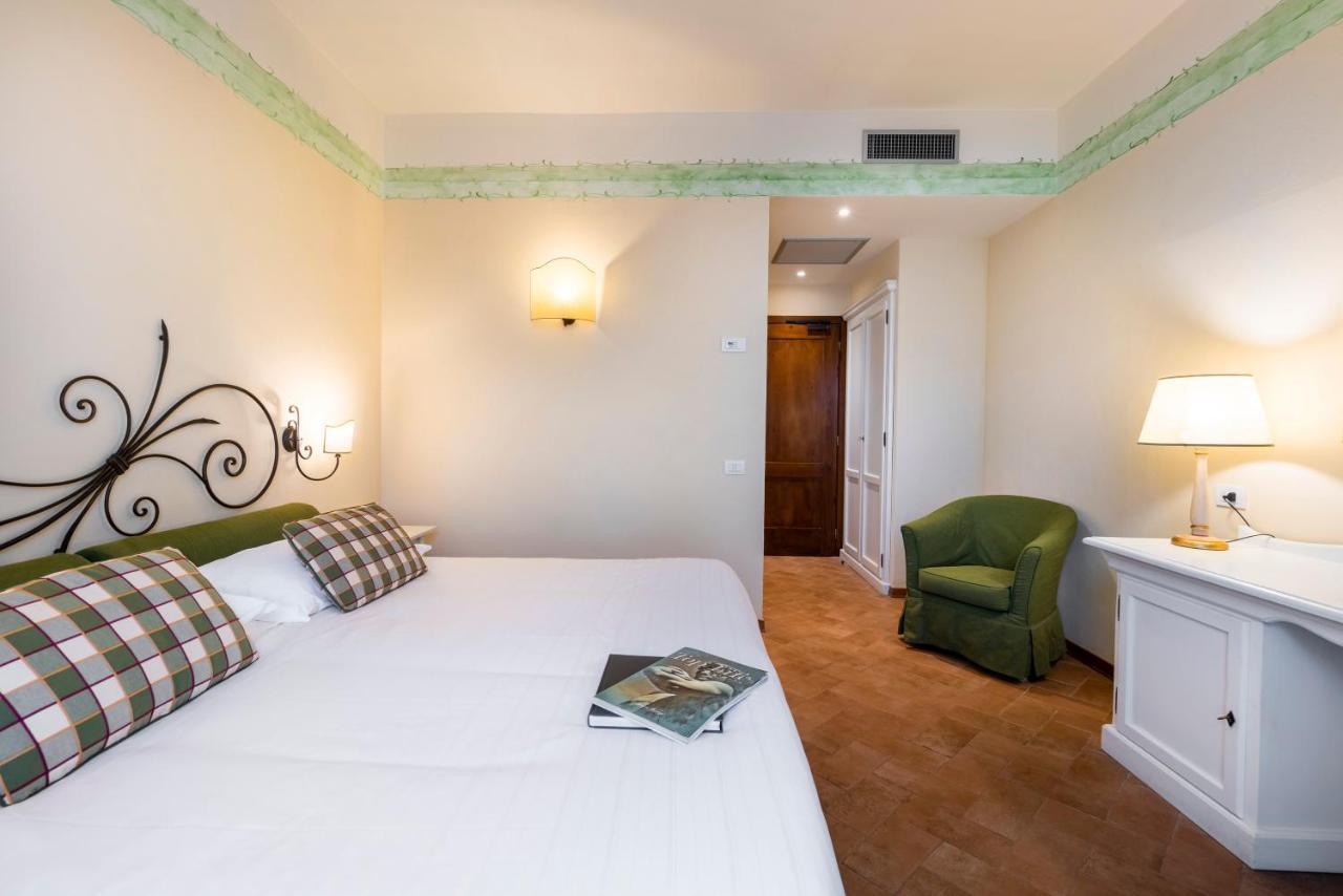 Hotel Borgo Di Cortefreda - Place Of Charme Tavarnelle Val di Pesa Eksteriør billede